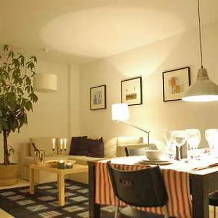 Marina Hotel